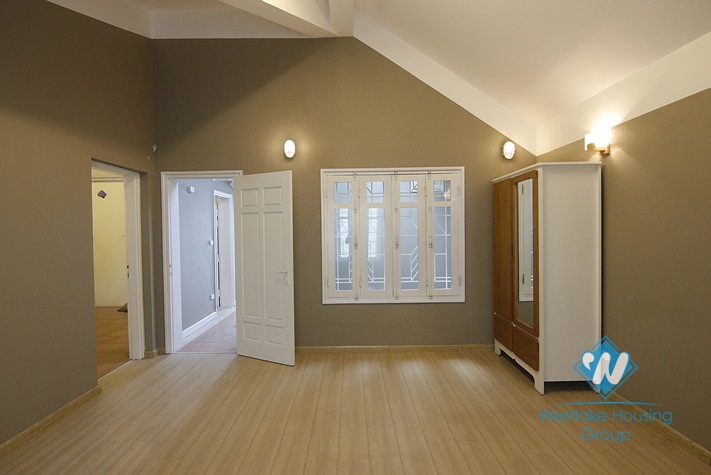 A newly-renovated house for rent in Long Bien district